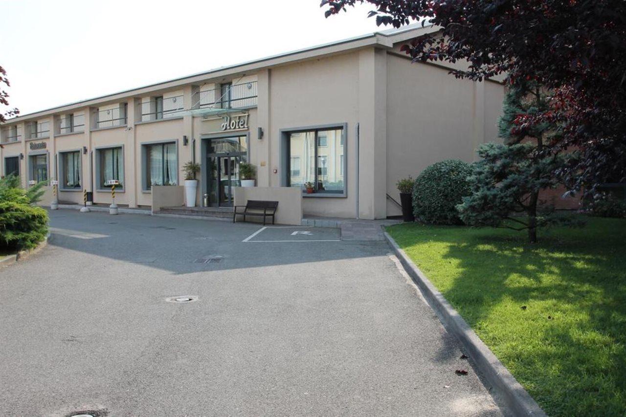 Mh Hotel Piacenza Fiera Buitenkant foto