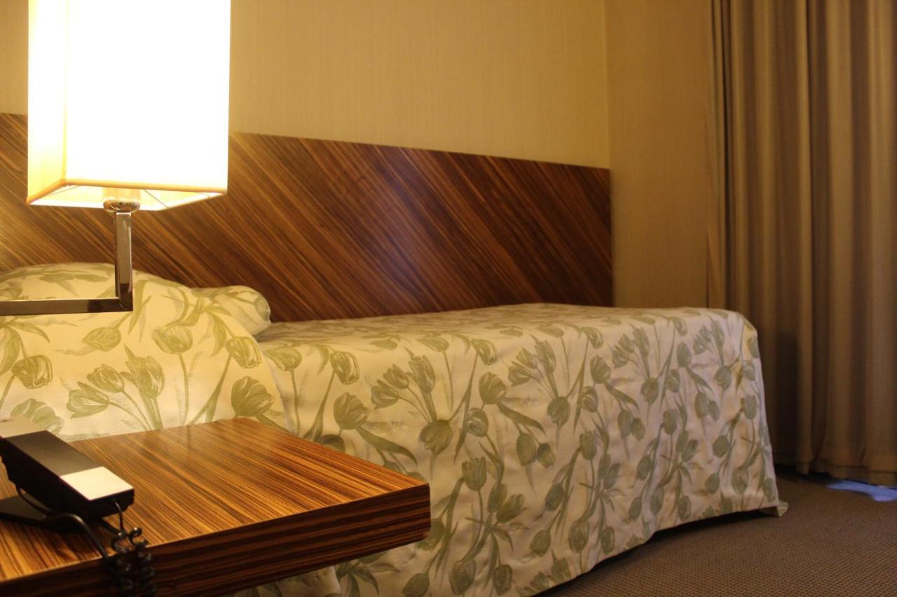 Mh Hotel Piacenza Fiera Buitenkant foto