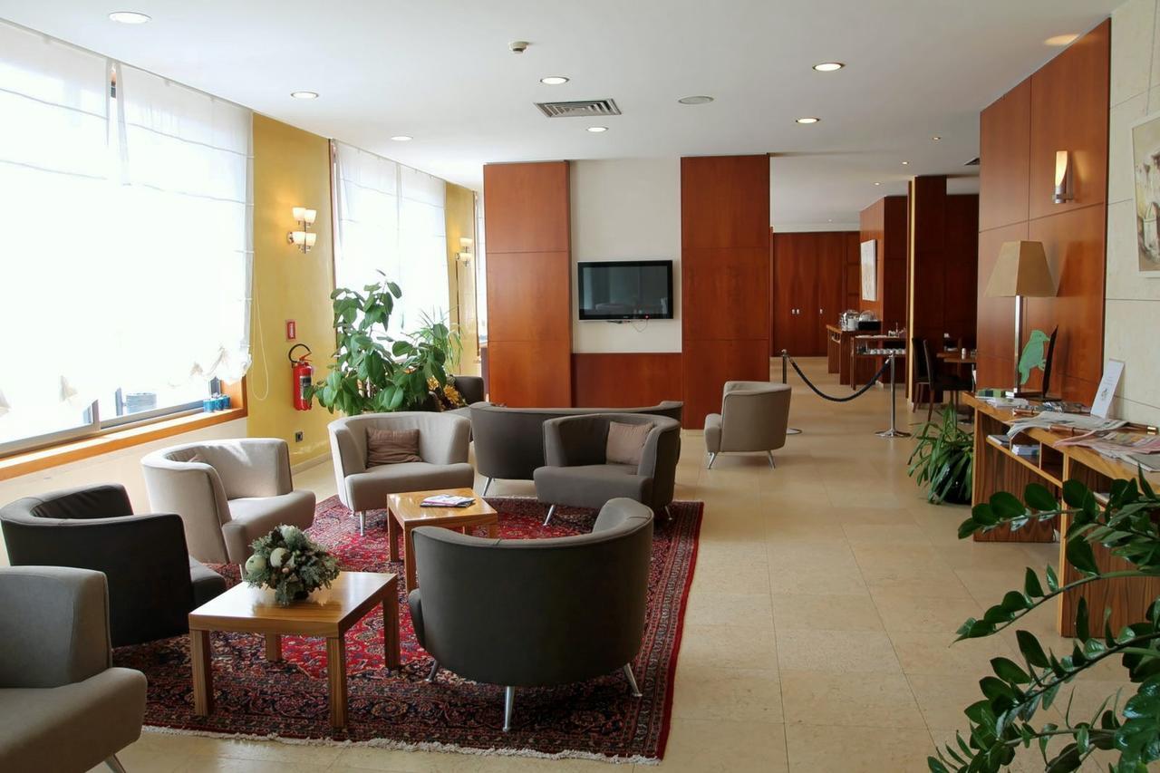 Mh Hotel Piacenza Fiera Buitenkant foto
