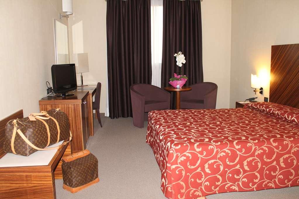 Mh Hotel Piacenza Fiera Kamer foto